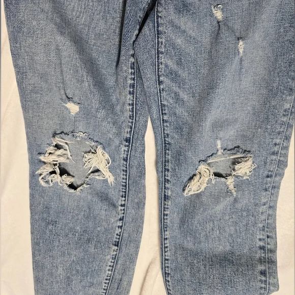 Abercrombie & Fitch Skinny Stretch Jeans, Light Destructed Wash, Sz 30/32, EUC! - Picture 10 of 13
